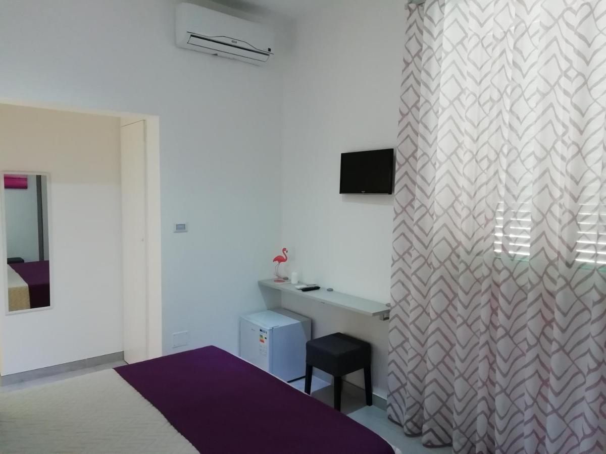 Flamingo Rooms Margherita Di Savoia Exterior foto